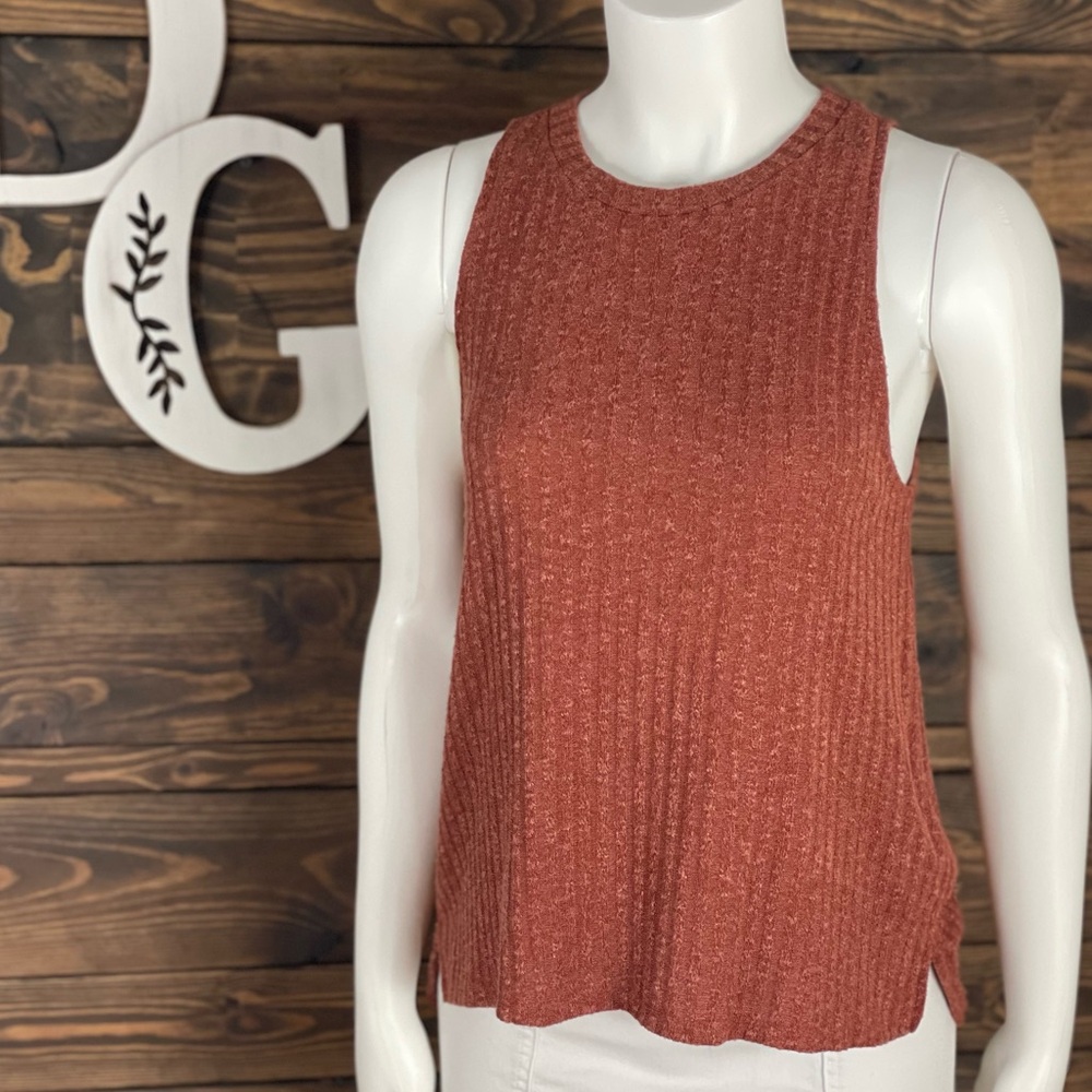 Forever 21‎ | Ribbed Sleeveless Sweater Knit Top Side Split Rust Heather